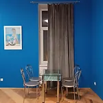 Appartement ляльковий театр не мансарда