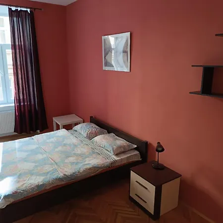 Apartment Ляльковий Театр Не Мансарда