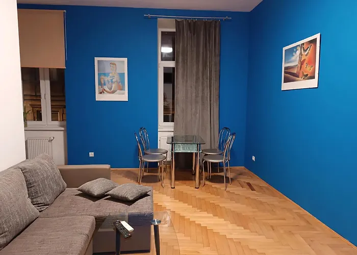 ляльковий театр не мансарда アパート リヴィウ