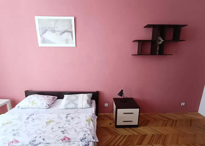 ляльковий театр не мансарда * リヴィウ